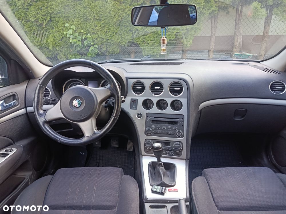 Alfa Romeo 159 - 5