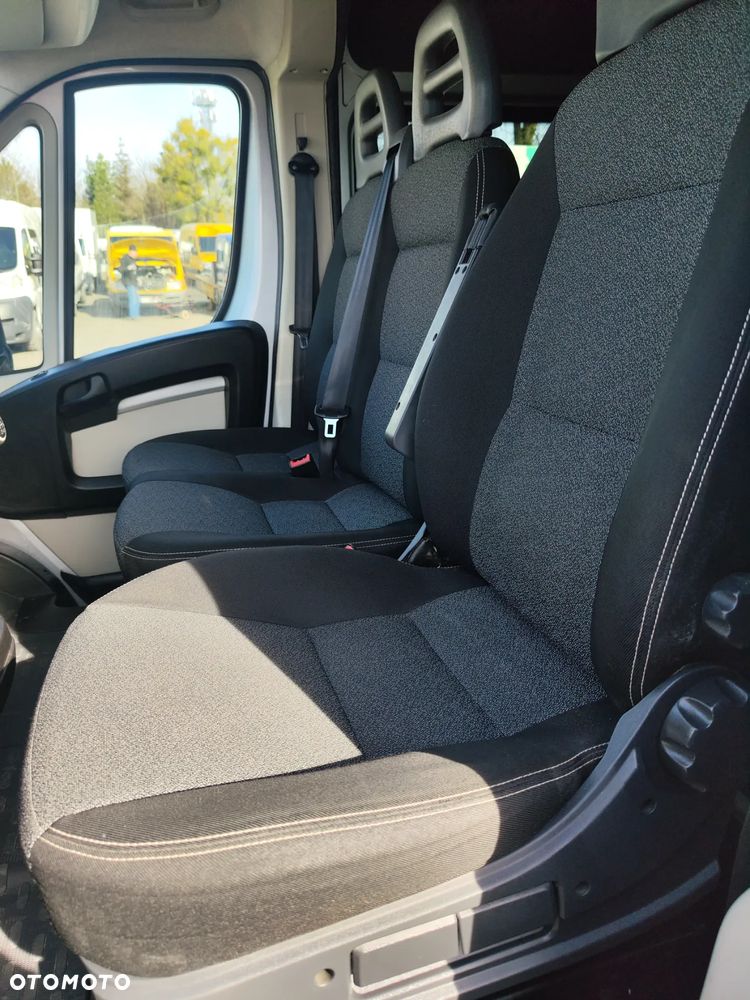 Fiat Ducato  Brygadówka 7 osób - 14