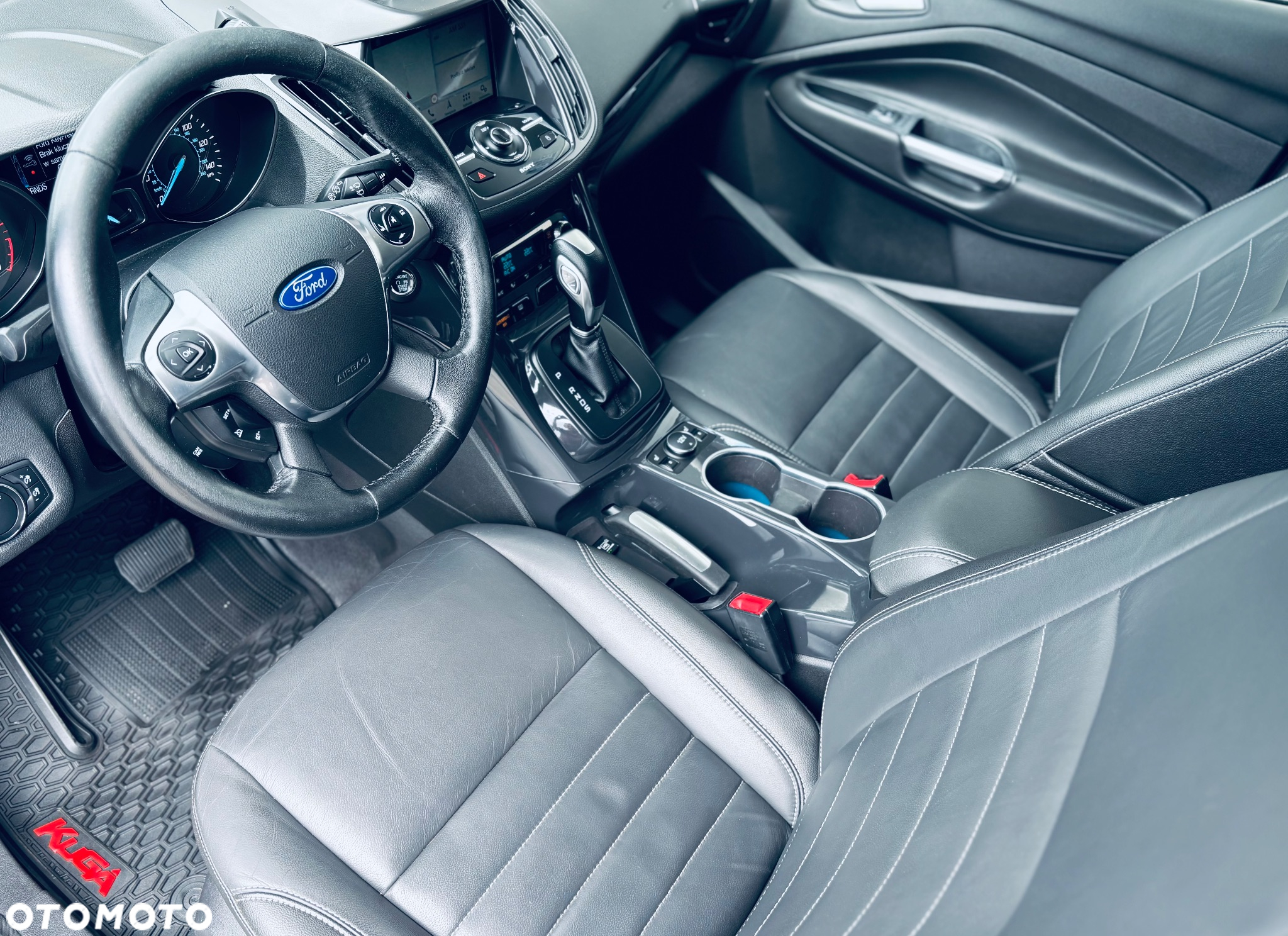 Ford Escape 2.0 EcoBoost AWD Titanium - 11