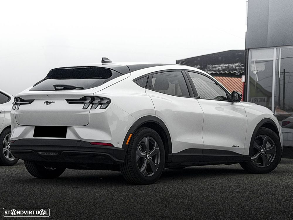 Ford Mustang Mach-E Standard - 3