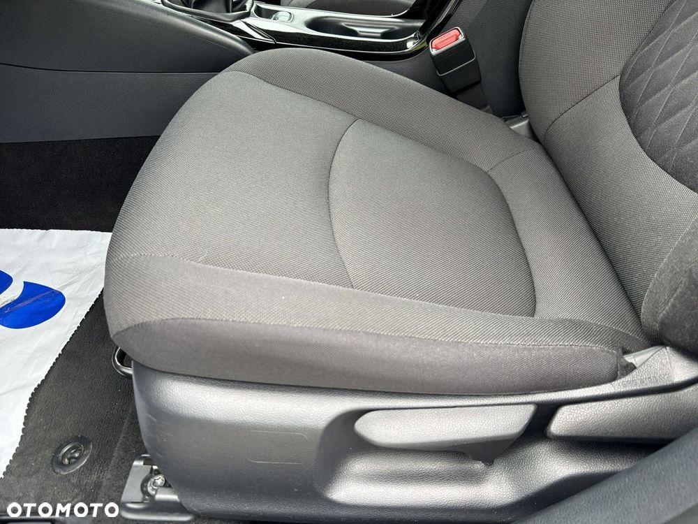 Toyota Corolla - 13