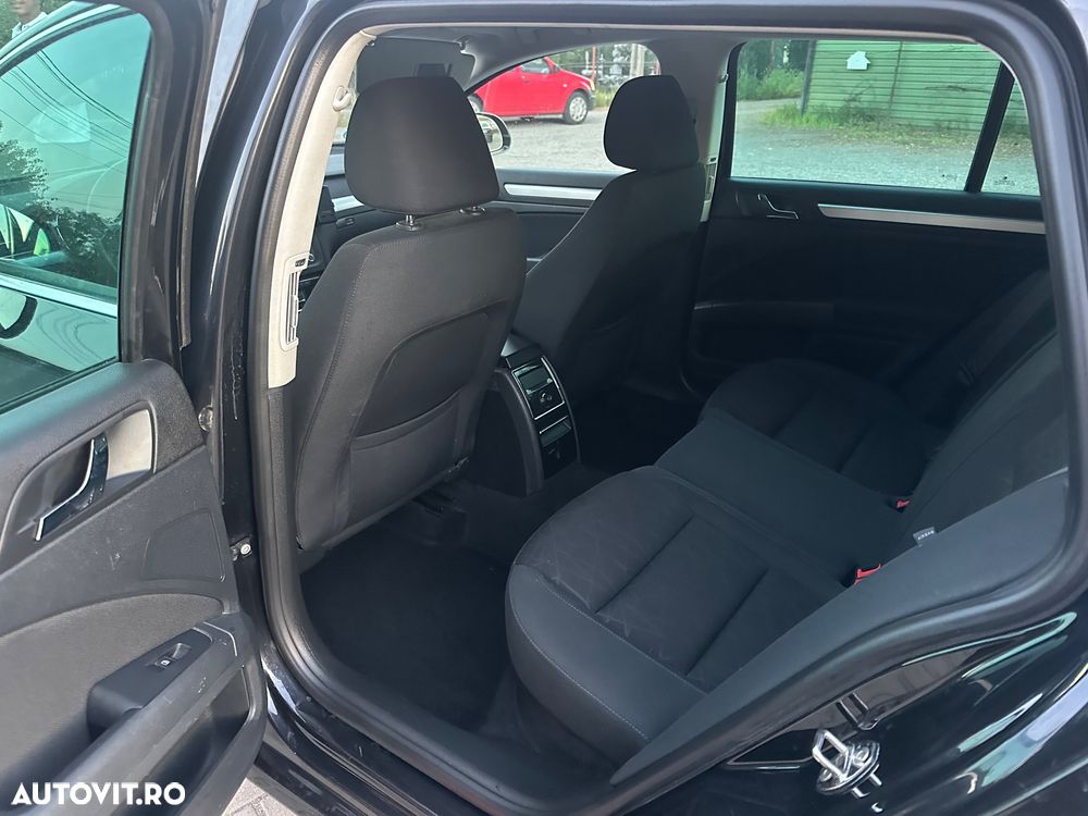 Skoda Superb 2.0 TDI Ambition - 10