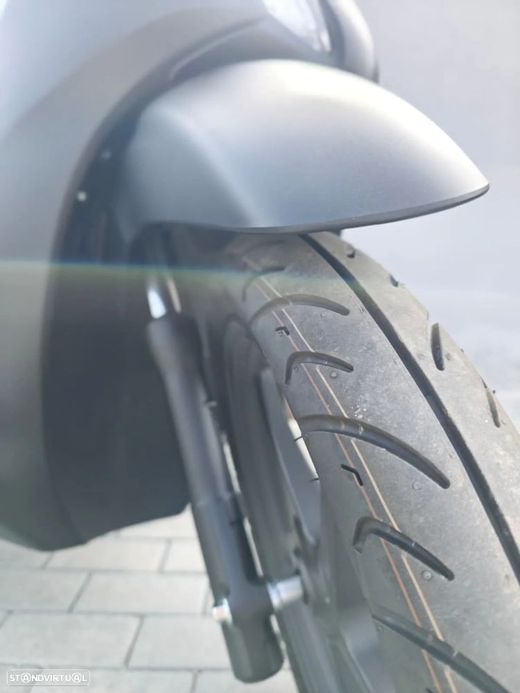 Honda Vision 110 - 2