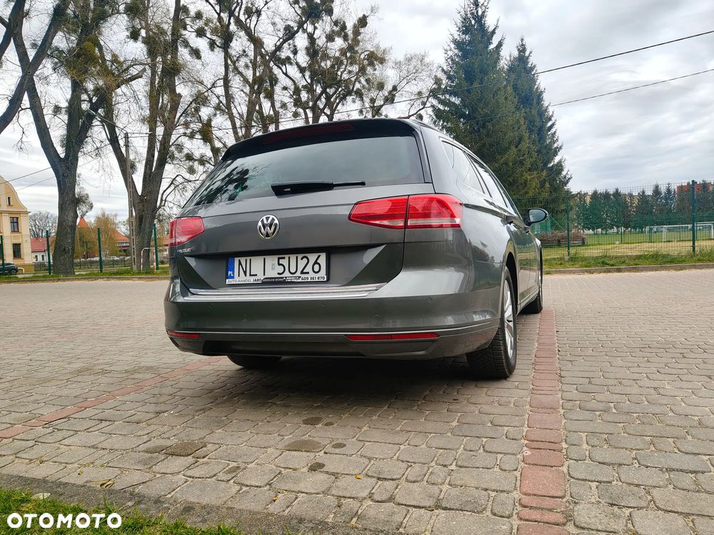 Volkswagen Passat 2.0 TDI (BlueMotion Technology) Comfortline - 30
