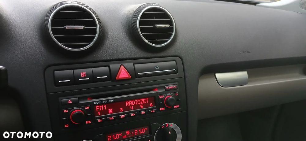 Audi A3 Sportback 1.9 TDI Attraction - 13