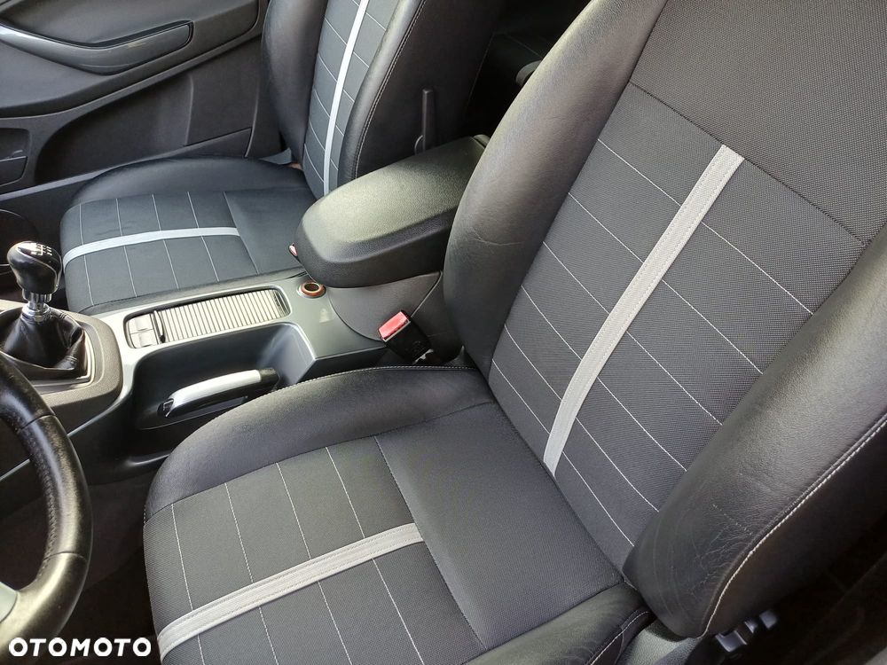 Ford Kuga 2.0 TDCi 4x4 Titanium - 22