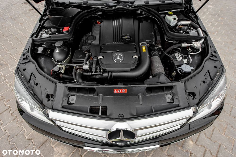 Mercedes-Benz Klasa C 180 BlueEFFICIENCY 7G-TRONIC Avantgarde - 40