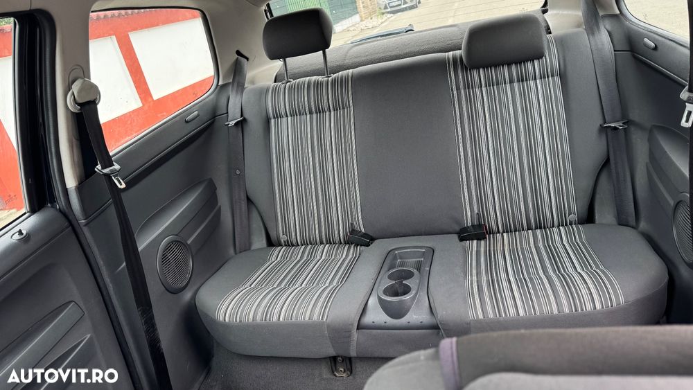 Volkswagen Fox - 6