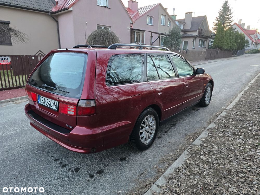 Mitsubishi Galant - 5