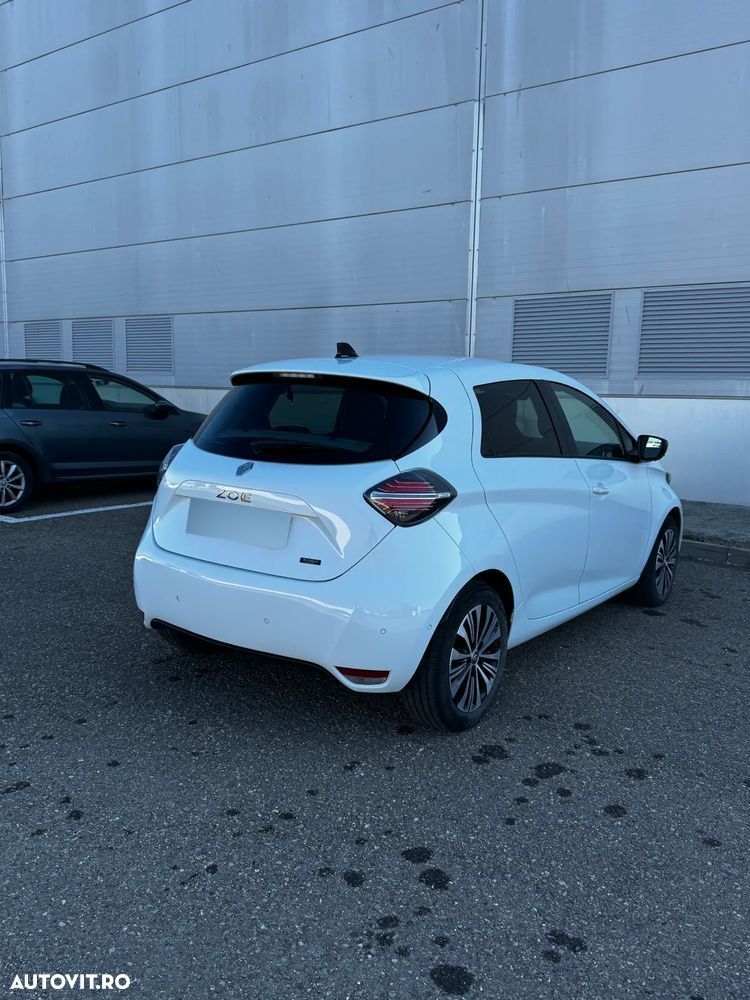 Renault ZOE 50 R135 Iconic - 6