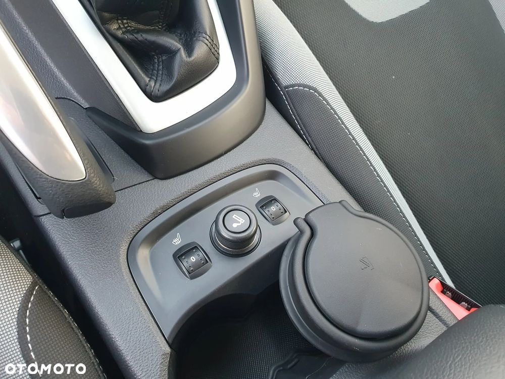 Ford Focus 1.6 TI-VCT Titanium - 12