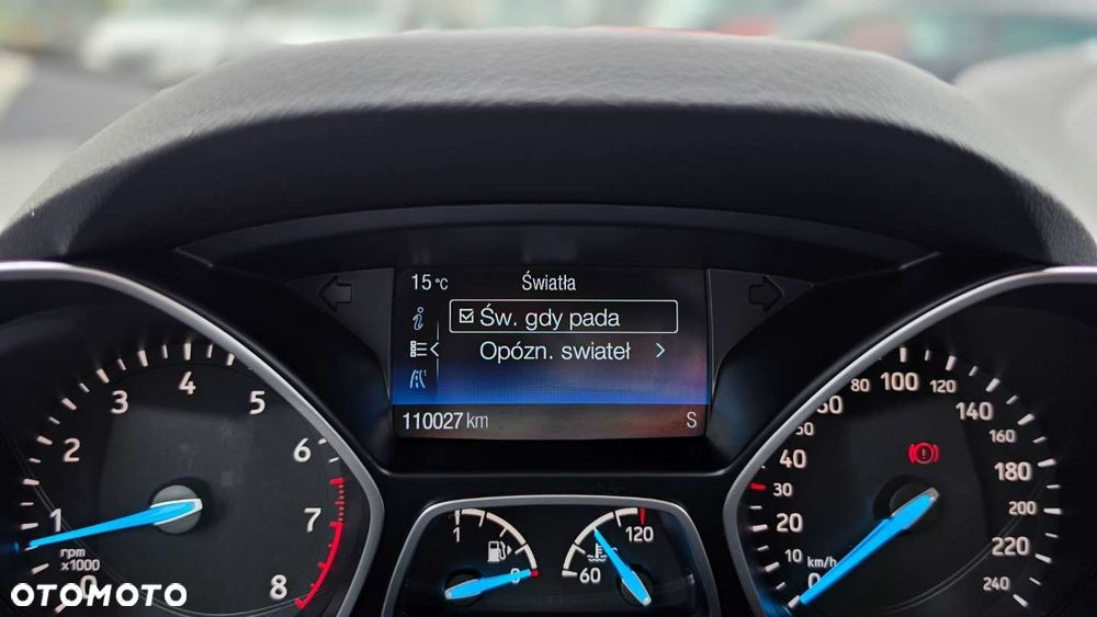 Ford Kuga 1.5 EcoBoost 2x4 Titanium - 24