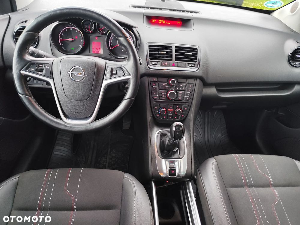 Opel Meriva 1.4 150 Jahre - 12