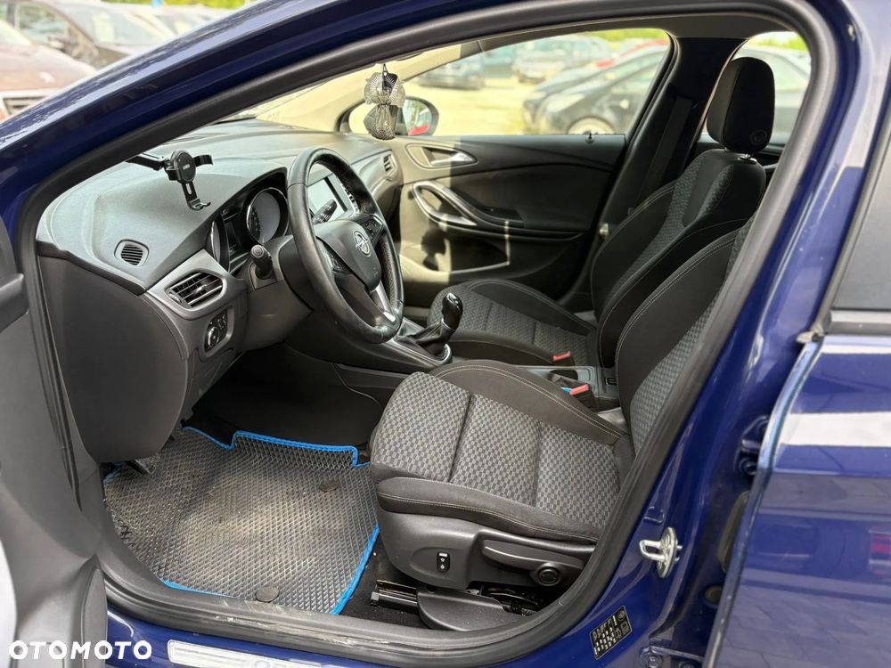 Opel Astra - 18