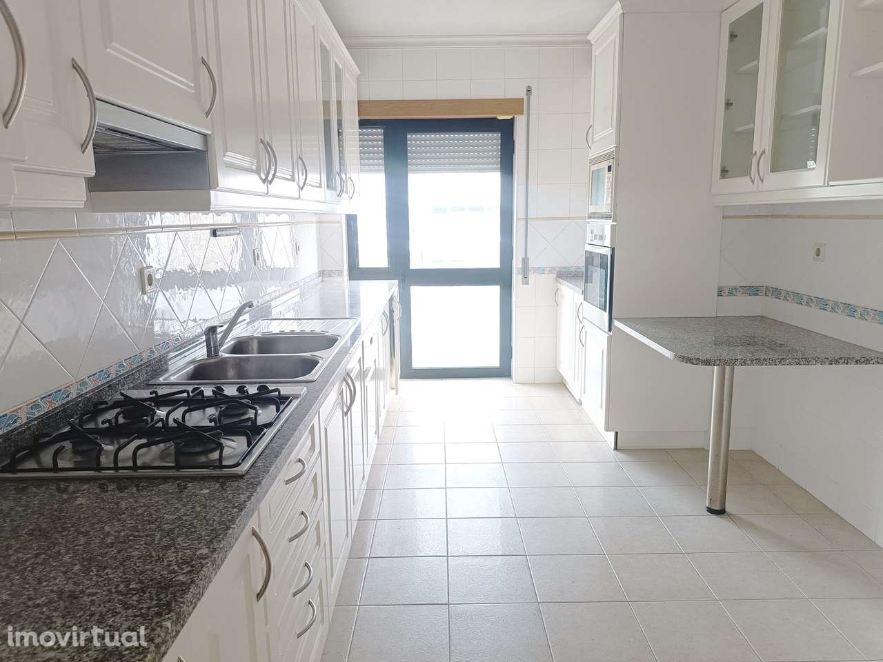 Apartamento T2 com garagem em Coimbra (Solum) - Grande imagem: 5/13