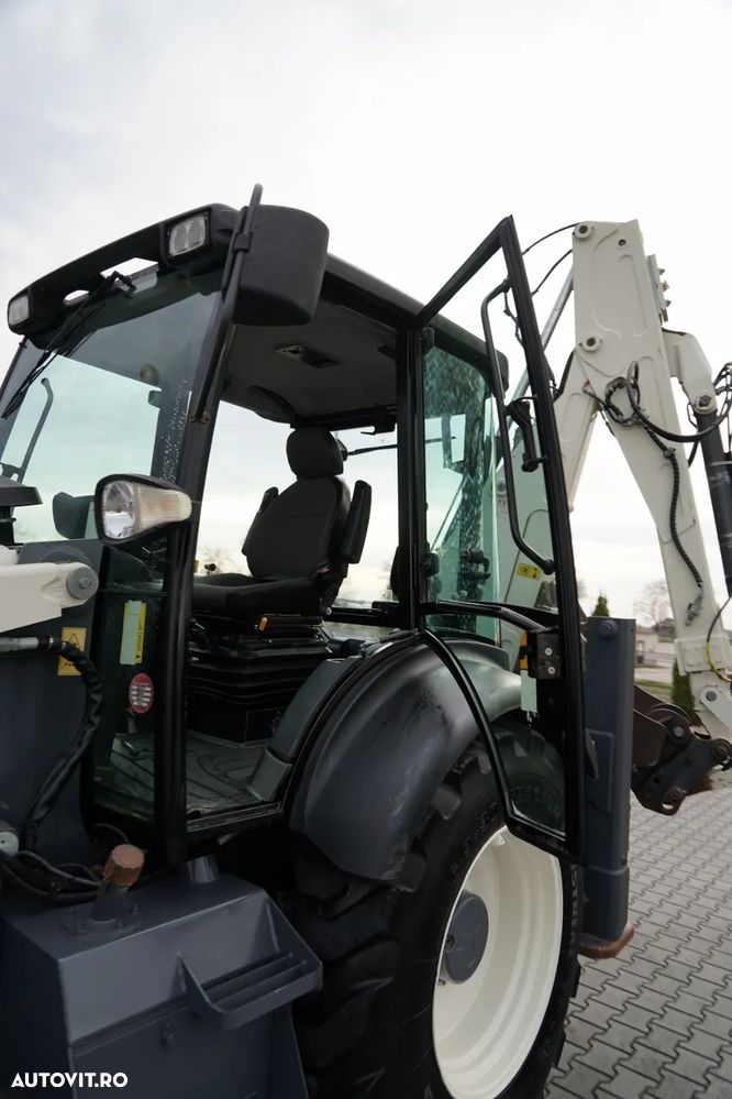 Terex 880 ELITE / BULDOEXCAVATOR / 2.500 ORE / SET CUPĂ - 24