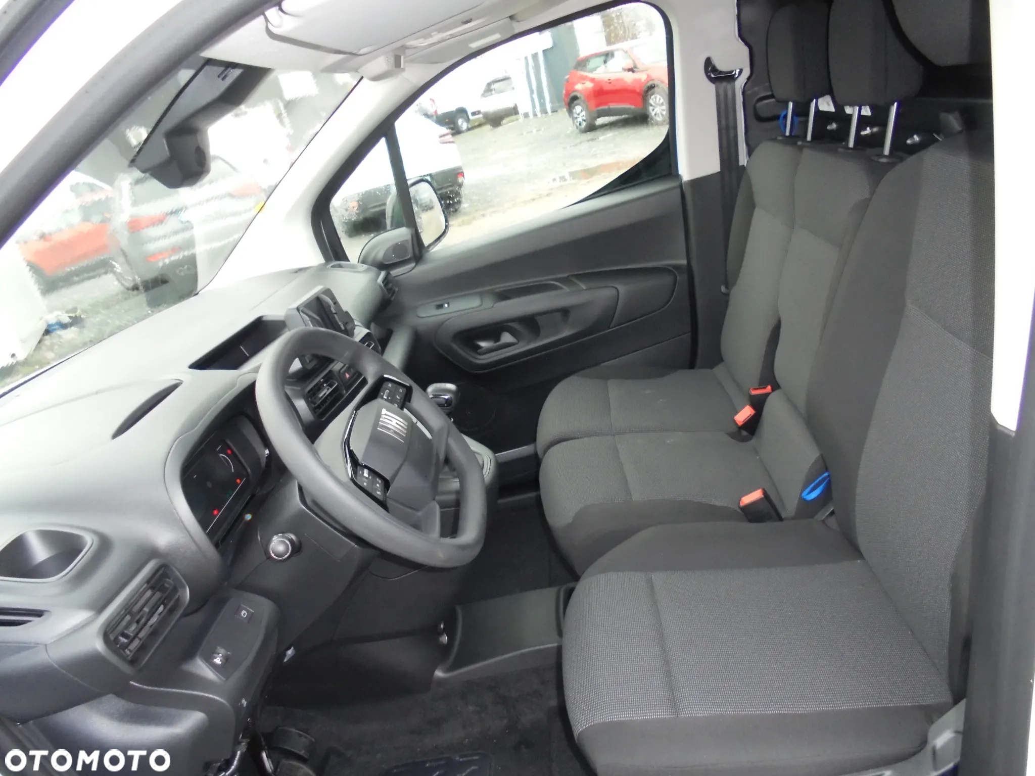 Fiat BlueHDi 1.5, 100 KM, S&S MT - wersja krótka - 7