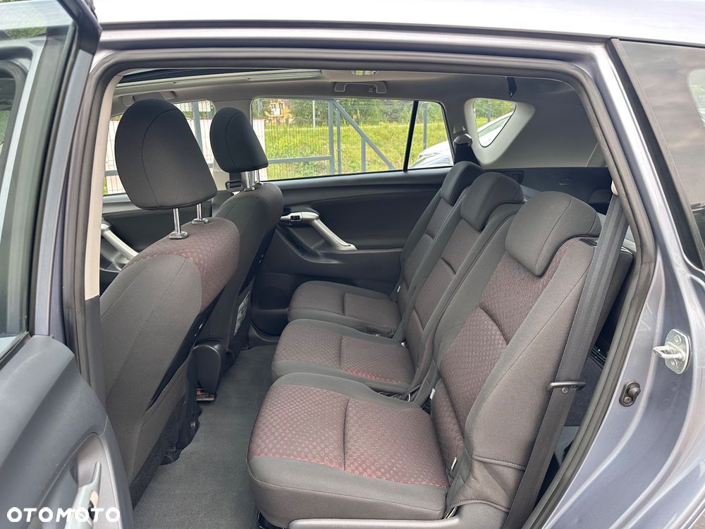 Toyota Verso 1.8 5-Sitzer Executive - 17