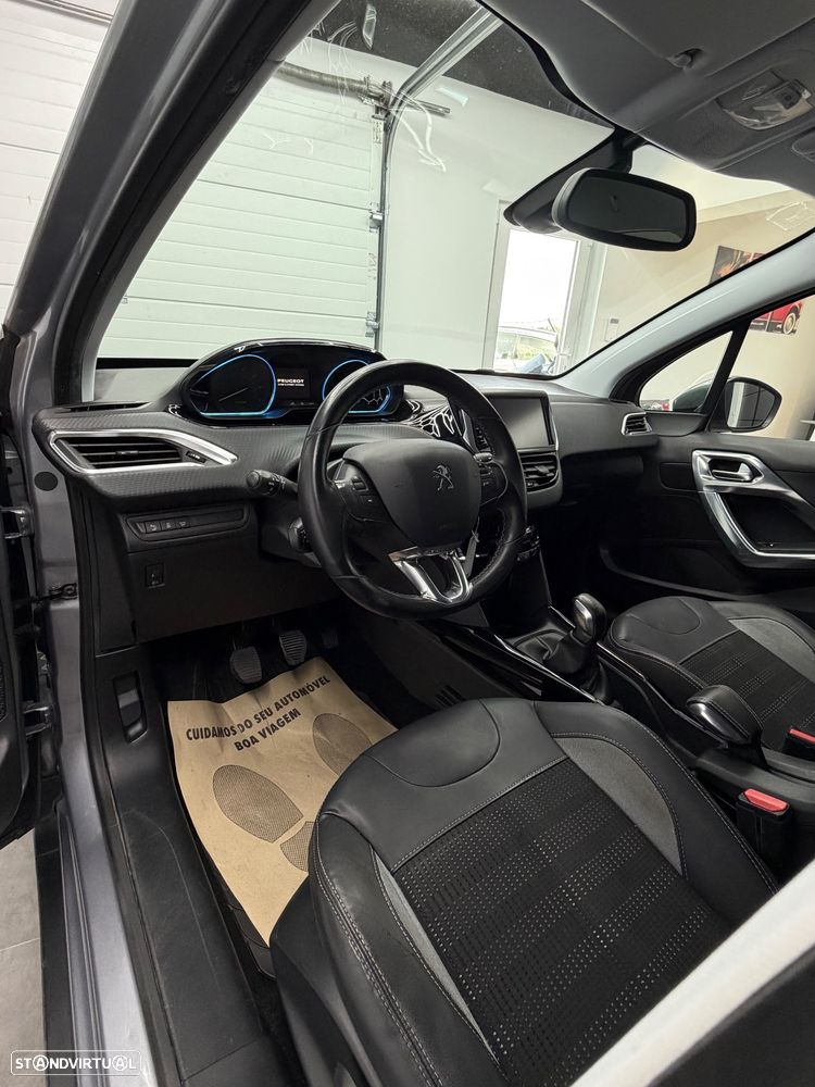 Peugeot 2008 1.2 PureTech Allure - 7