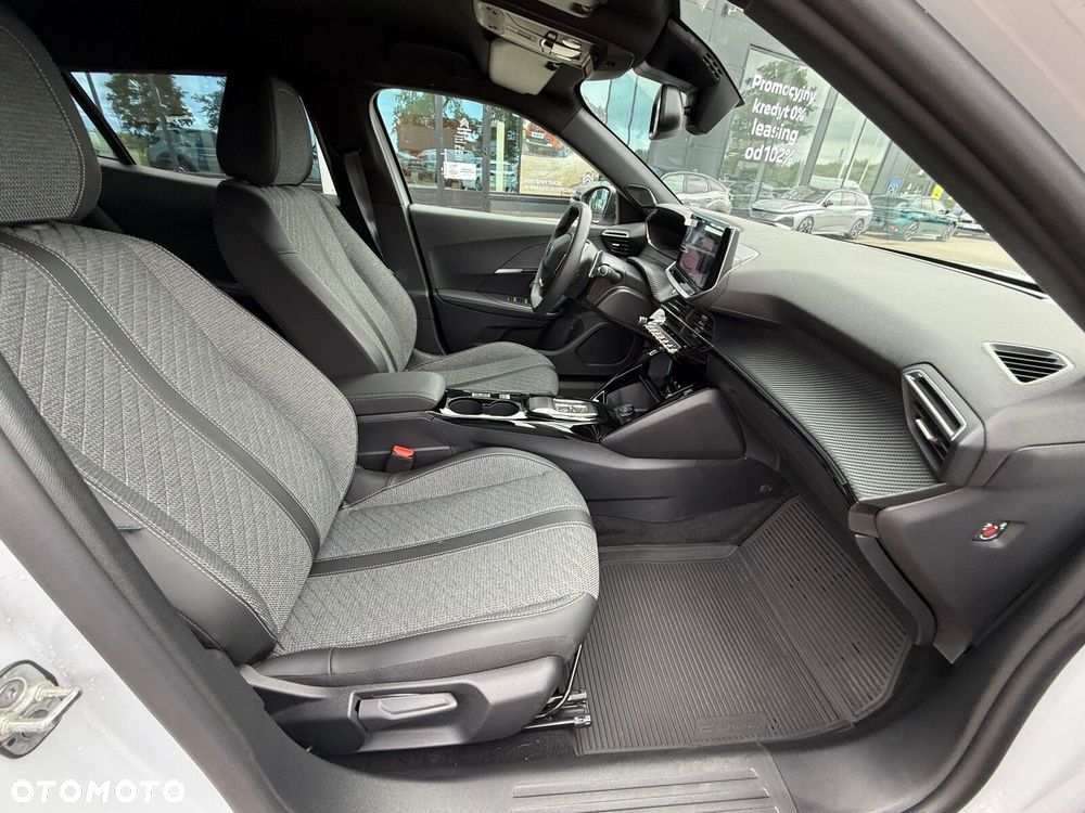 Peugeot 2008 1.2 PureTech Allure Pack S&S EAT8 - 18