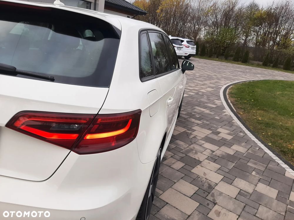 Audi A3 Sportback 2.0 TDI (clean diesel) S line Sportpaket - 17