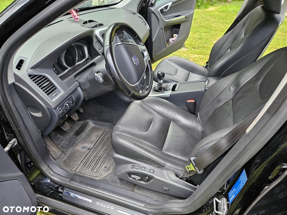 Volvo XC 60 D4 AWD Summum - 10