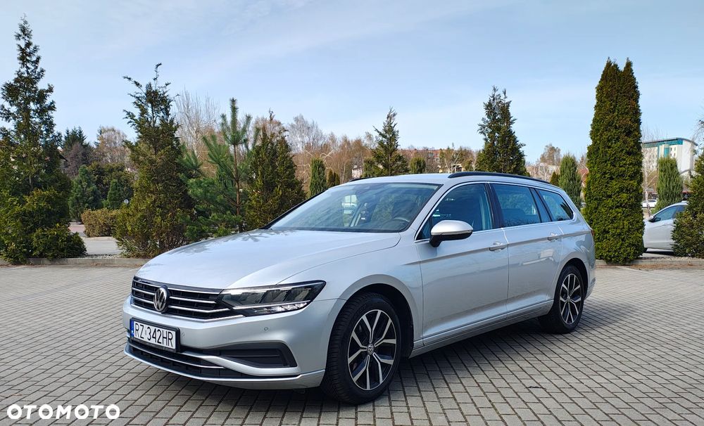 Volkswagen Passat 2.0 TDI Business DSG - 8