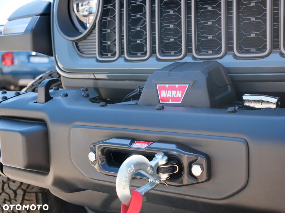Jeep Wrangler - 12