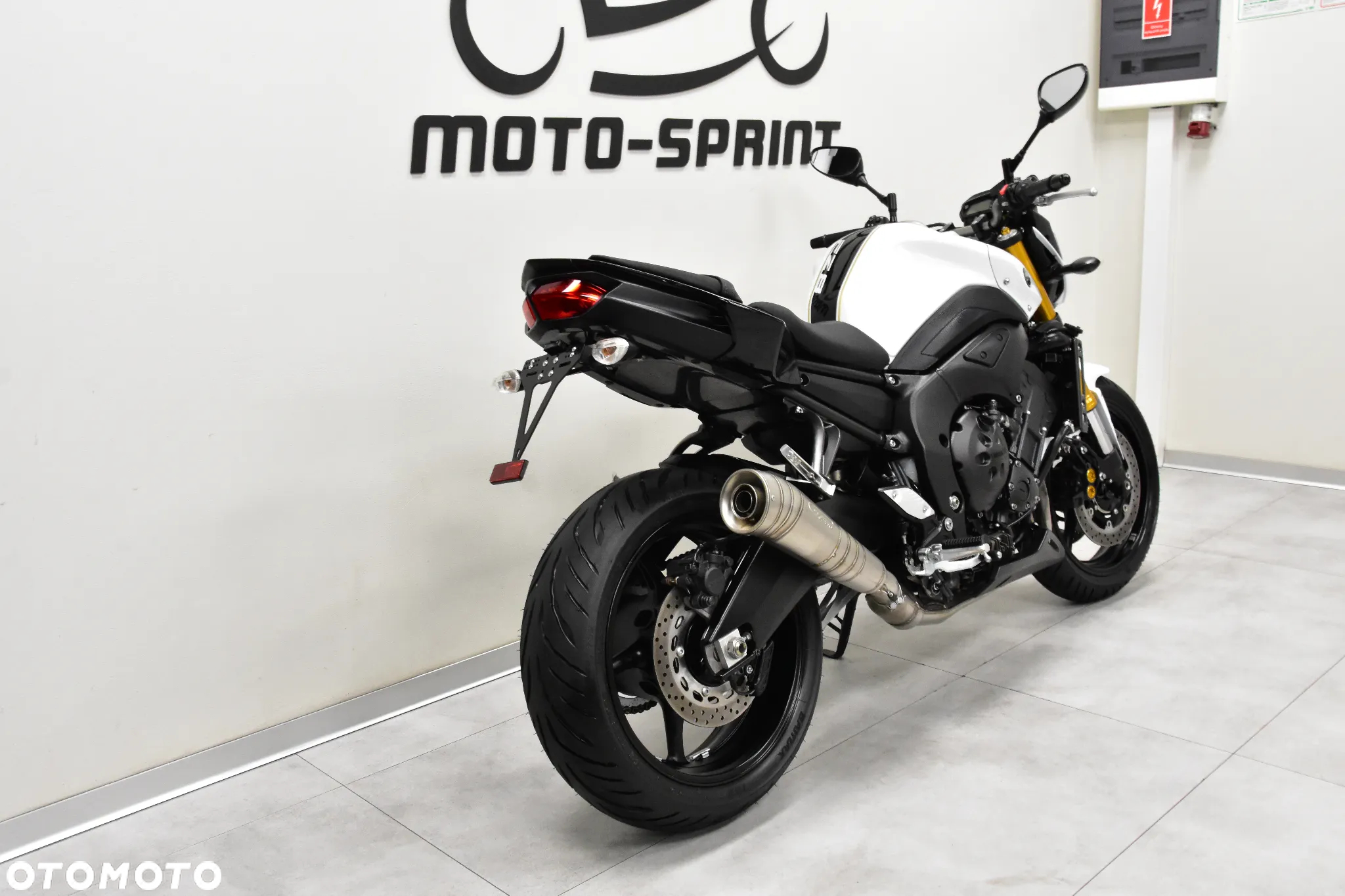 Yamaha FZ8 - 15