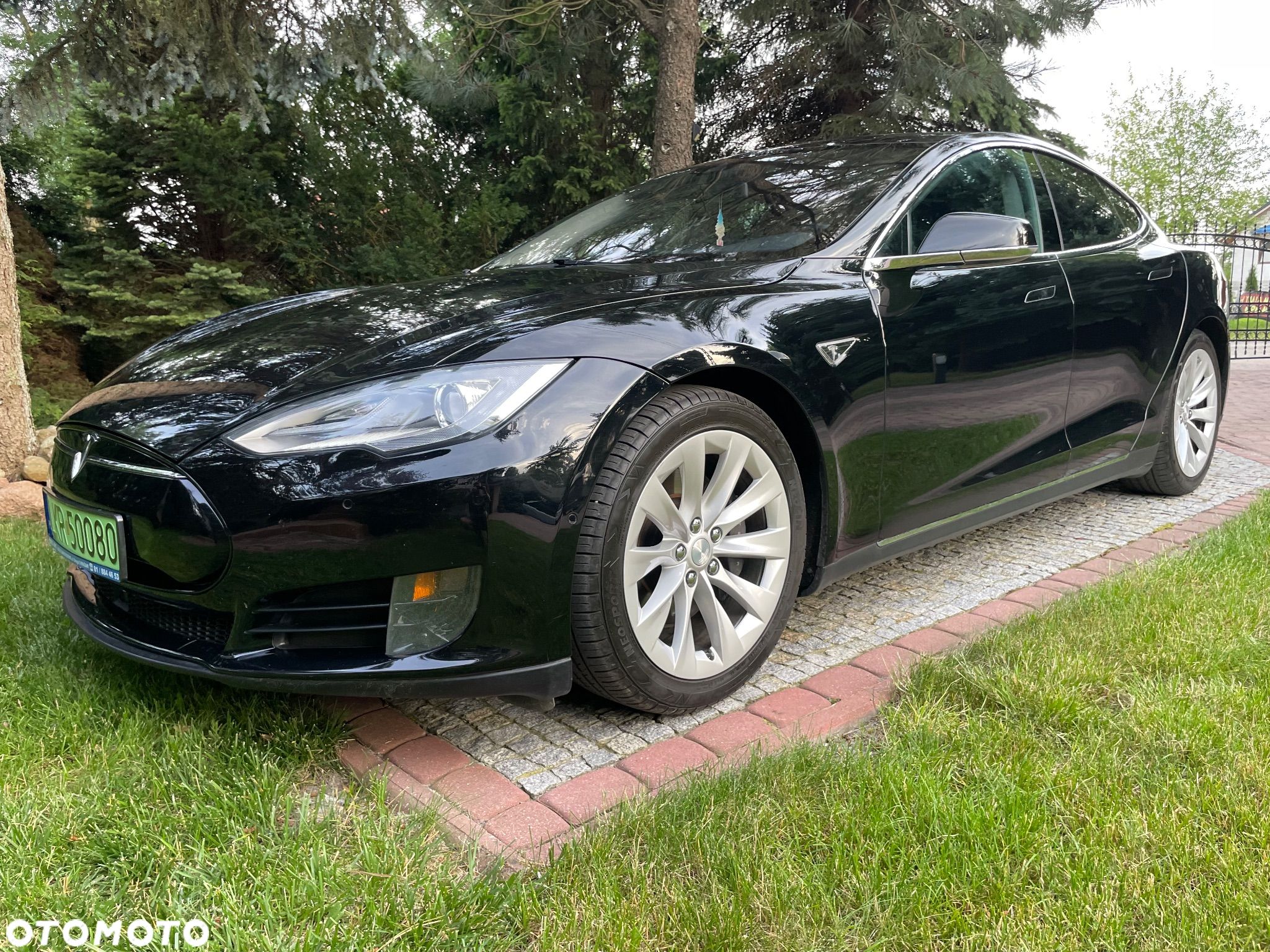 Tesla Model S 70 D - 1