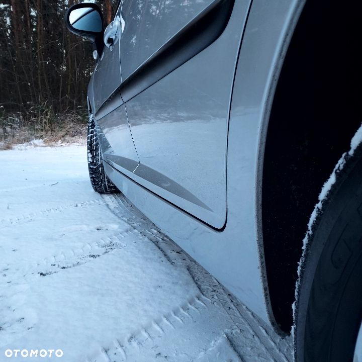 Peugeot 207 1.4 16V Presence - 13