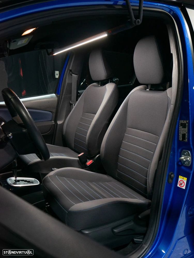 Toyota Yaris 1.5 HSD Square Collec.Blue - 26