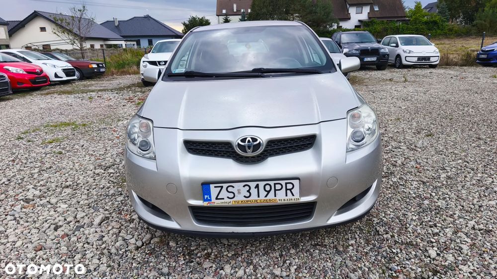 Toyota Auris 2.0 D-4D Luna - 3