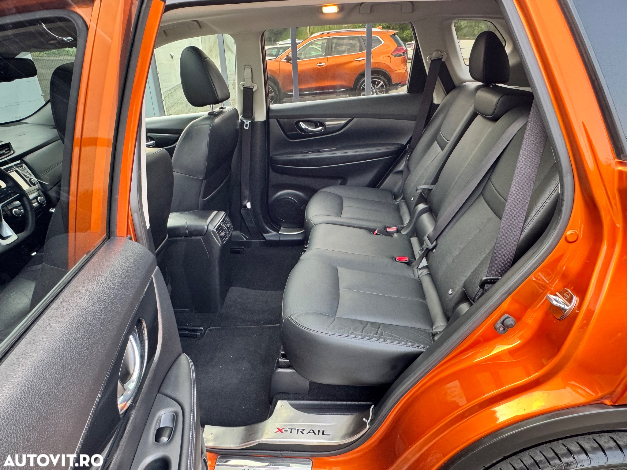 Nissan X-Trail 2.0 dCi ALL-MODE 4x4i Xtronic Tekna - 32