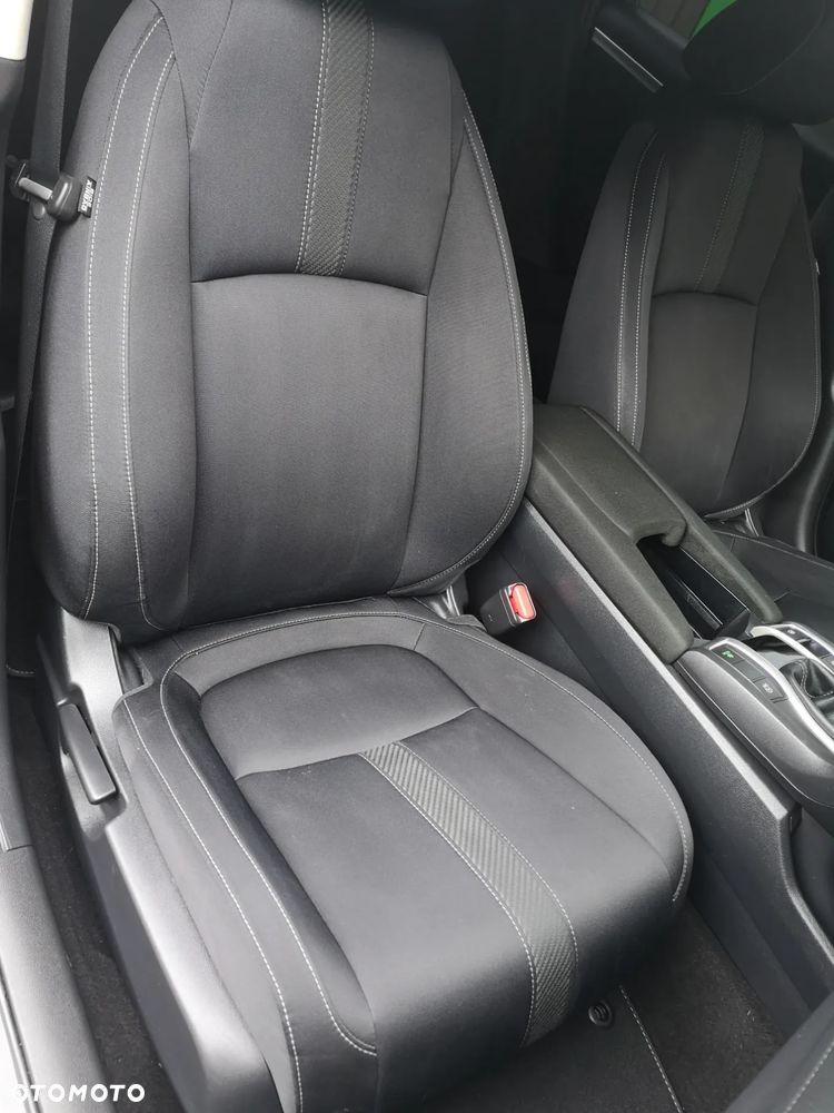 Honda Civic 1.6 i-DTEC Executive Navi - 32