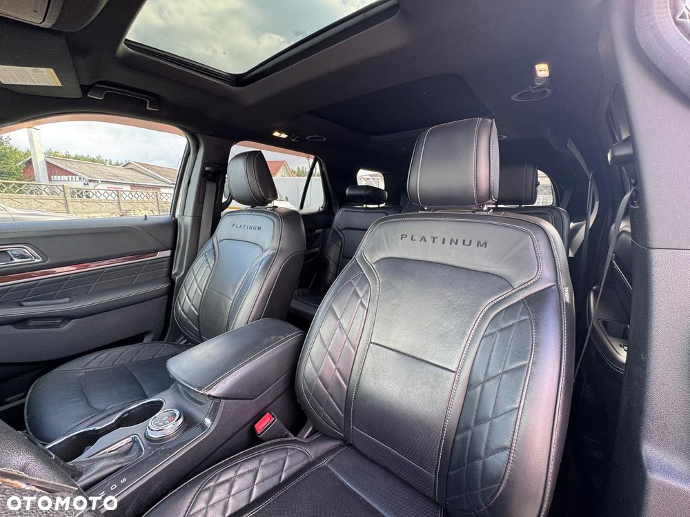Ford Explorer - 11