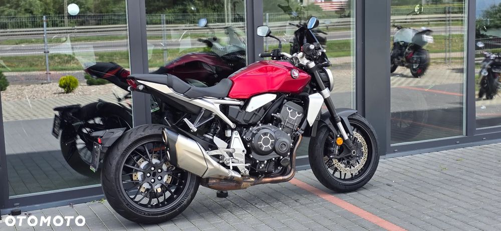 Honda CB - 4