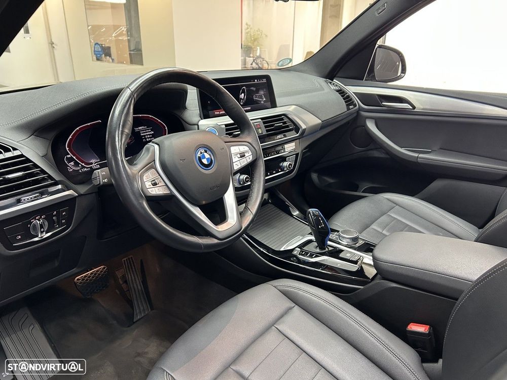 BMW iX3 Inspiring - 18
