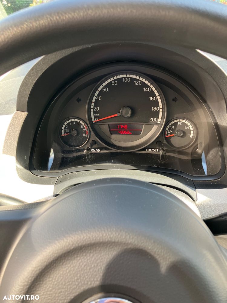 Volkswagen up! 1.0 Move - 9