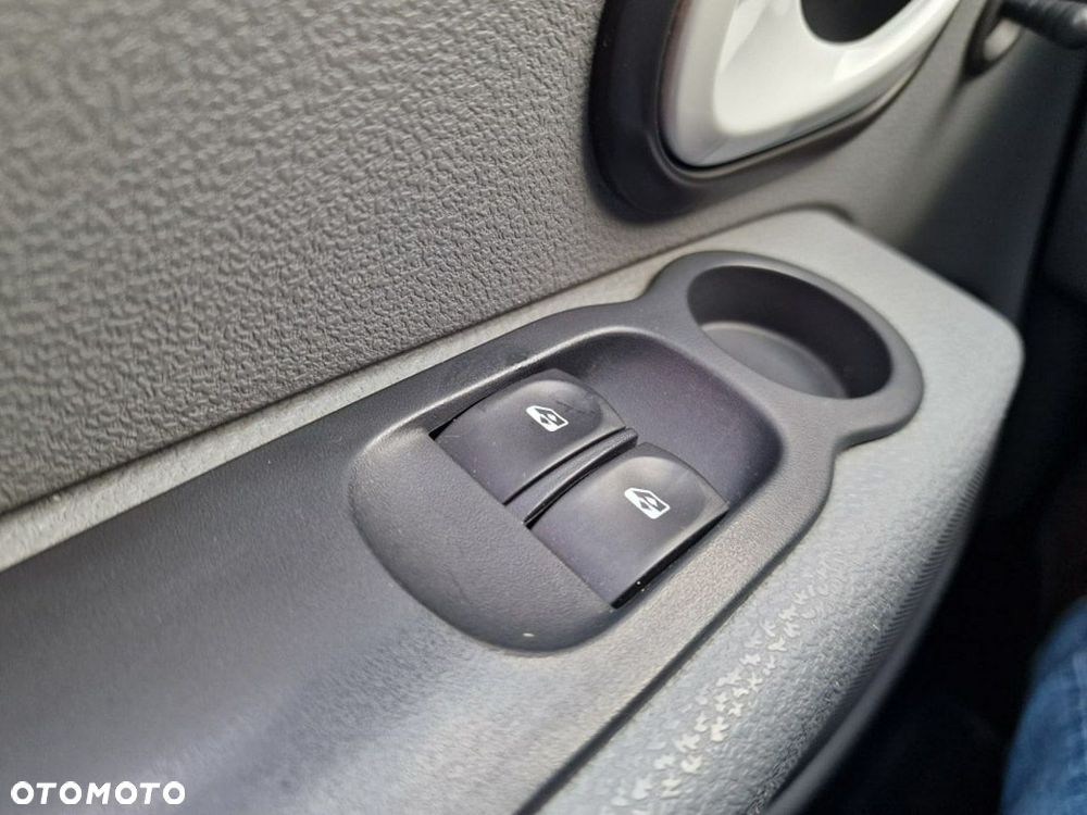 Renault Modus 1.2 16V Dynamique - 9