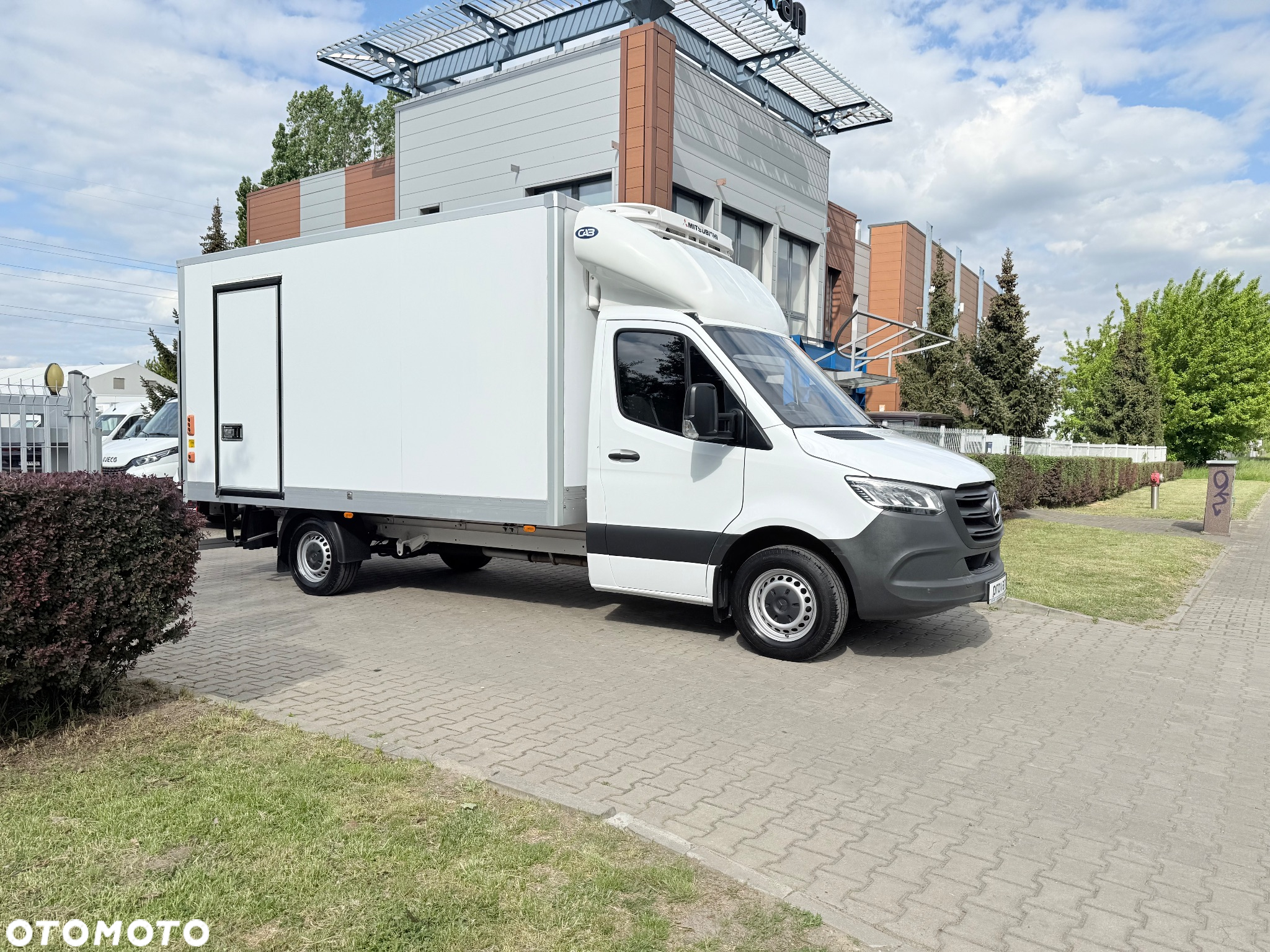 Mercedes-Benz SPRINTER 316 CDI AUTOMAT KONTENER 8ep CHŁODNIA / MROŹNIA WINDA - 4