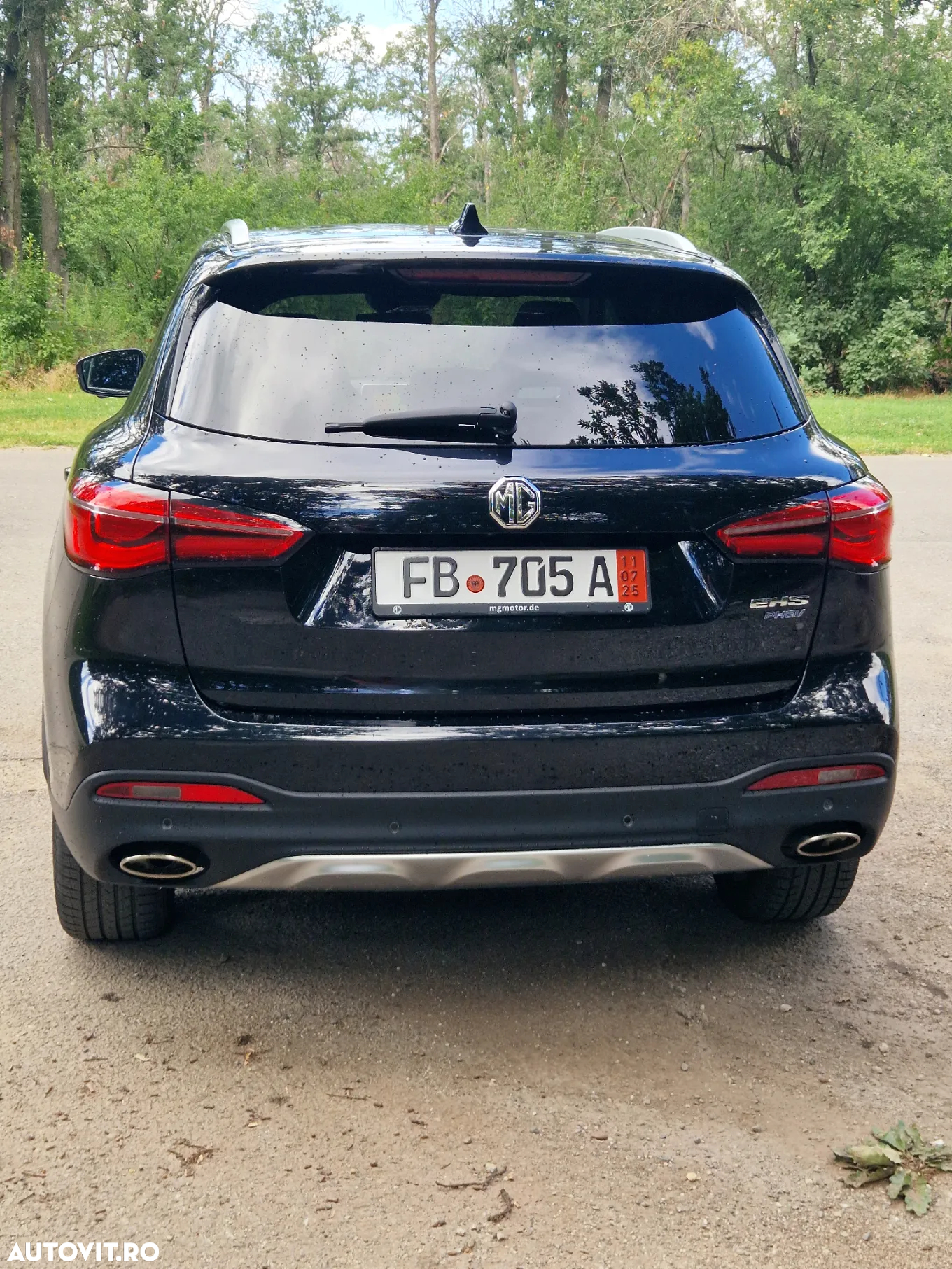 MG EHS 1.5T-GDI PHEV Luxury - 3