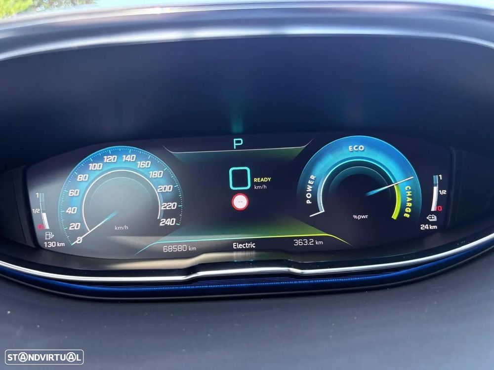 Peugeot 3008 1.6 Hybrid GT e-EAT8 - 42