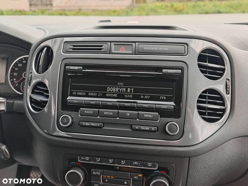Volkswagen Tiguan - 24