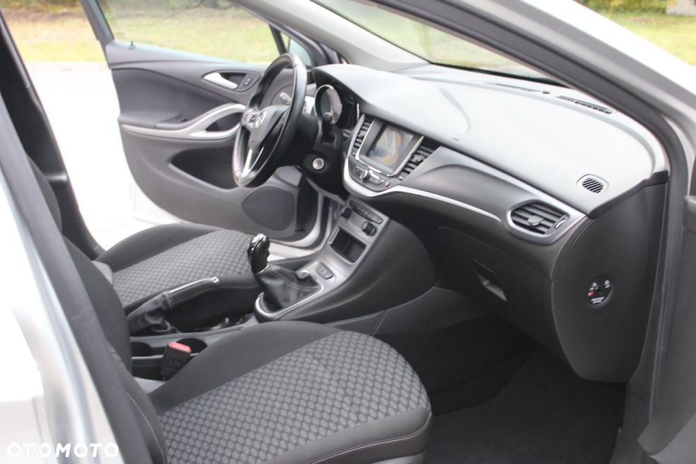 Opel Astra 1.2 Turbo Edition - 8