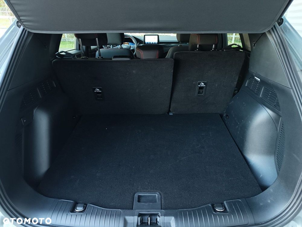 Ford Kuga 2.0 EcoBlue AWD ST-Line - 33