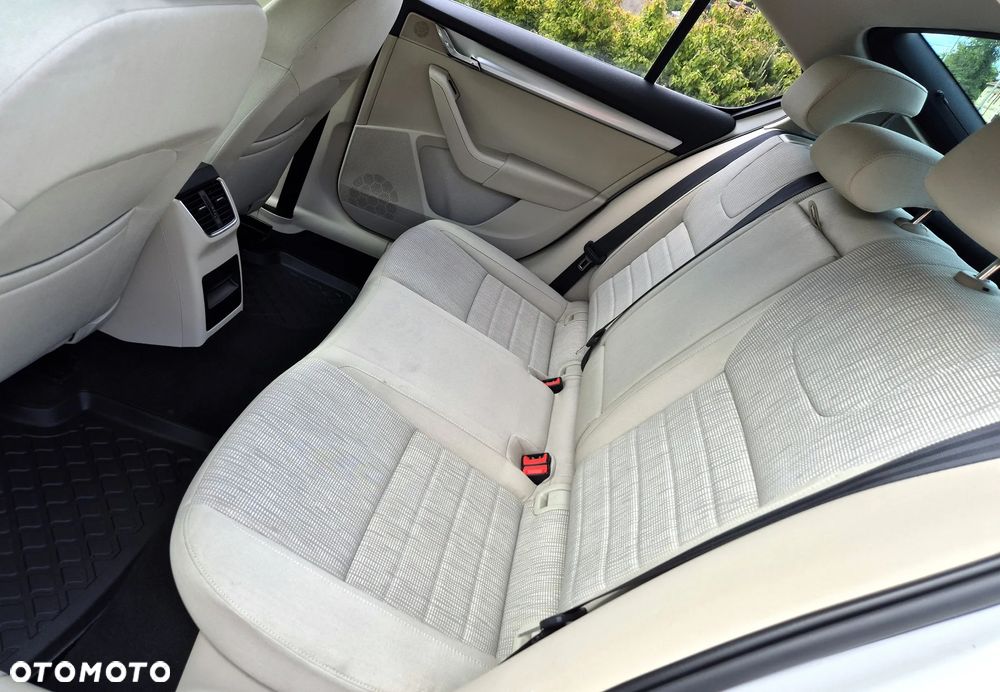 Skoda Octavia 1.4 TSI Joy DSG - 12