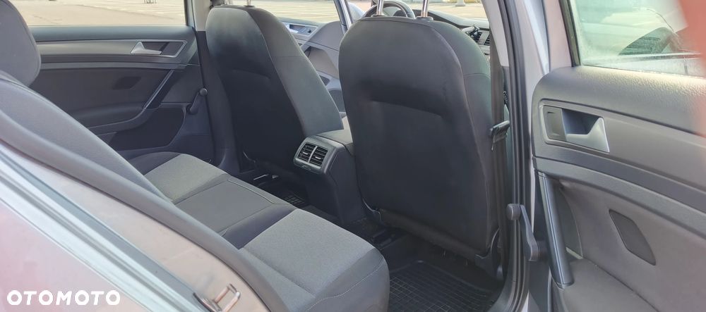 Volkswagen Golf 1.2 TSI BMT Trendline - 11