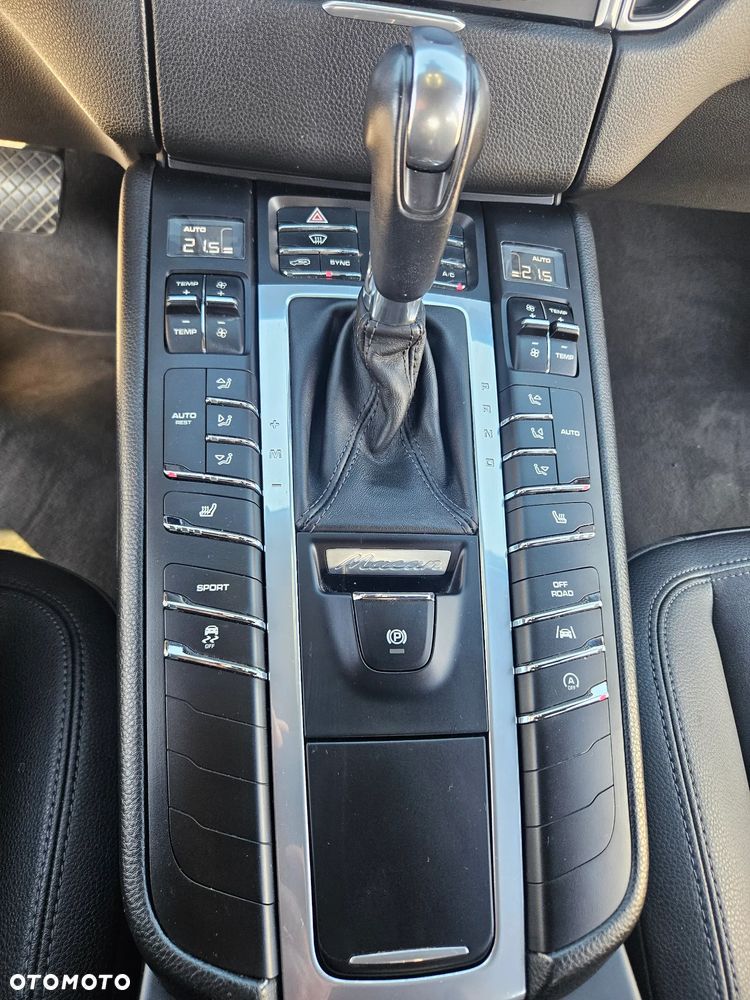 Porsche Macan PDK - 19