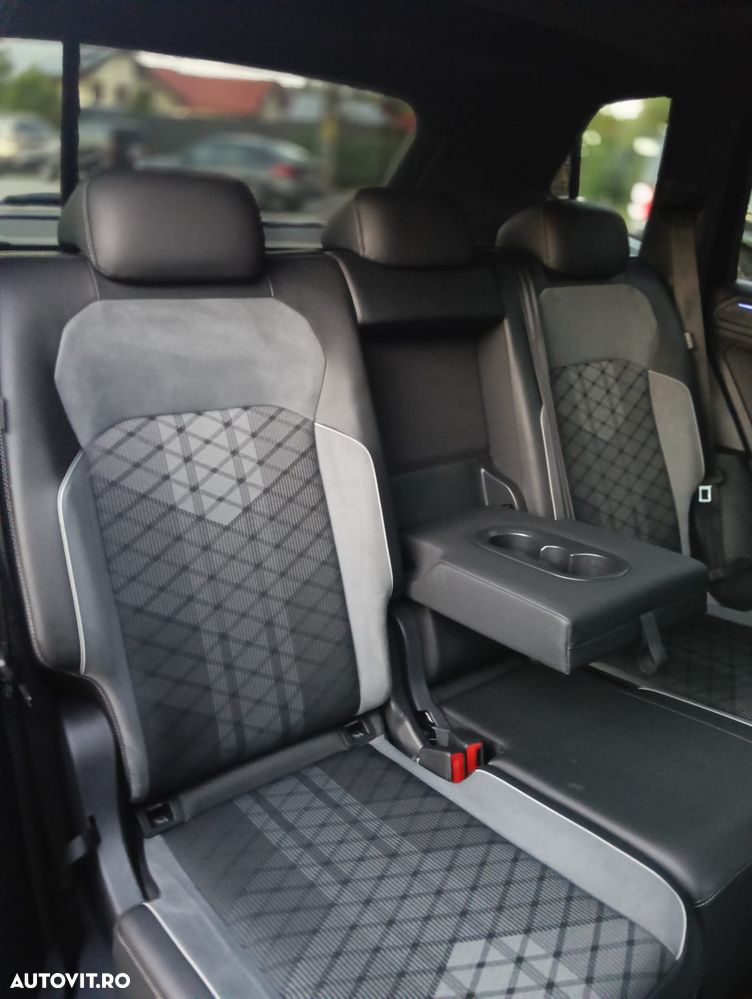 Volkswagen Tiguan 2.0 TDI 4Mot DSG R-Line - 19